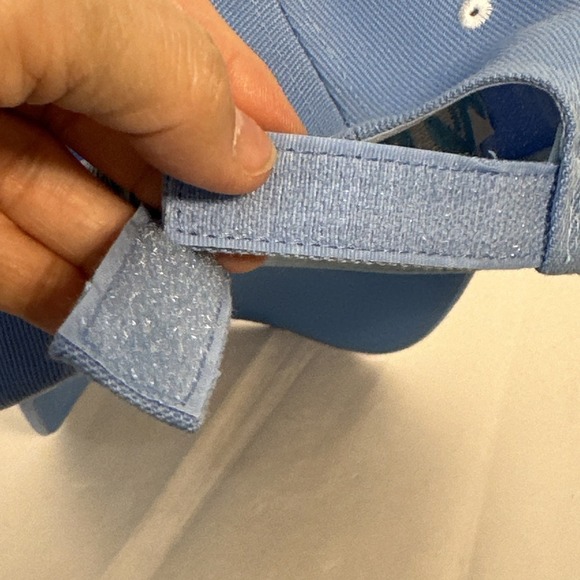 Bahamas Freeport Blue Embroidered Dolphins Ballcap Hat Adjustable Strap Back EUC - Picture 9 of 9